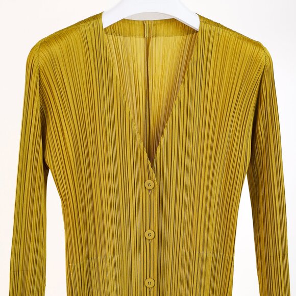 Issey Miyake Pleats Please Chartreuse Pleated Long Buttoned Cardigan - Picture 3 of 10